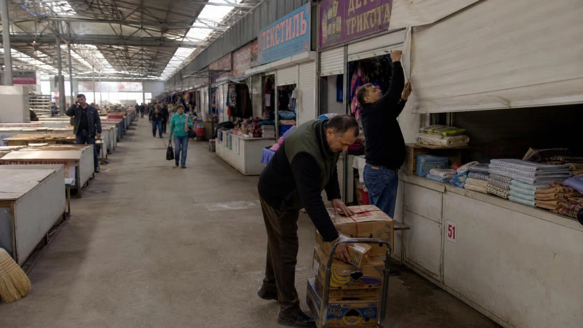 Рынки на Темернике опустели: почти тысяча торговцев осталась без работы