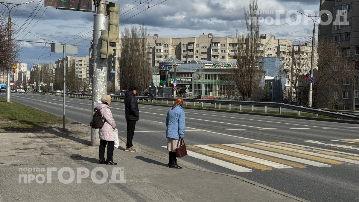 Больше никаких предупреждений: пешеходов и самокатчиков начали массово штрафовать по новым правилам дорожного движения