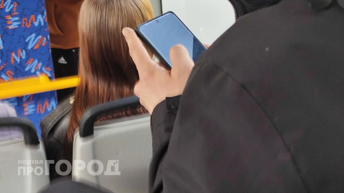 Смартфон перестал разряжаться к обеду после отключения этой функции: теперь заряд держится до позднего вечера
