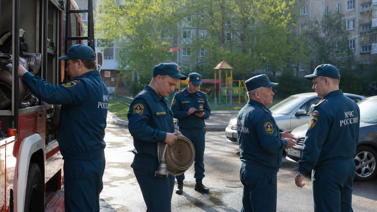 МЧС ликвидировало 7 пожаров и 6 ДТП в Ростовской области за сутки