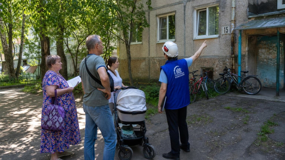 Глава Госжилинспекции лично выслушала таганрожцев на приёме нового формата
