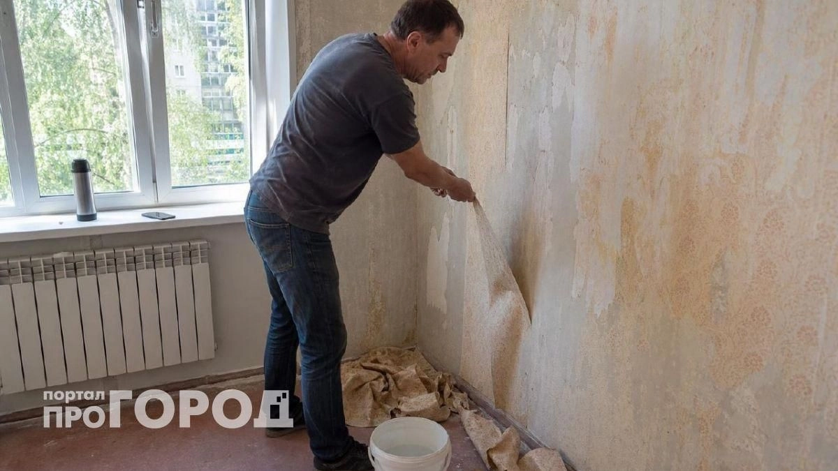 Забудьте про виниловые обои: сейчас все клеят этот практичный материал, который выходит в разы дешевле