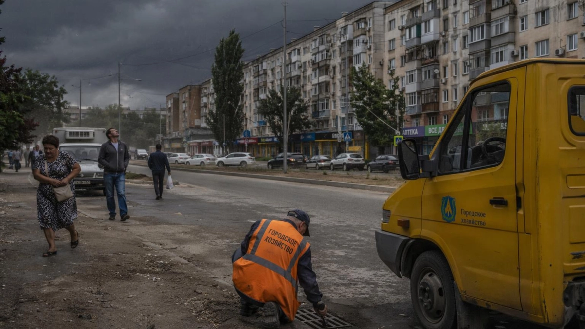 В Ростове ввели режим повышенной готовности из-за надвигающегося шторма