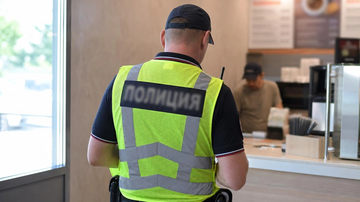 В Ростове-на-Дону пресекли нелегальный бизнес мигрантов в заведении быстрого питания