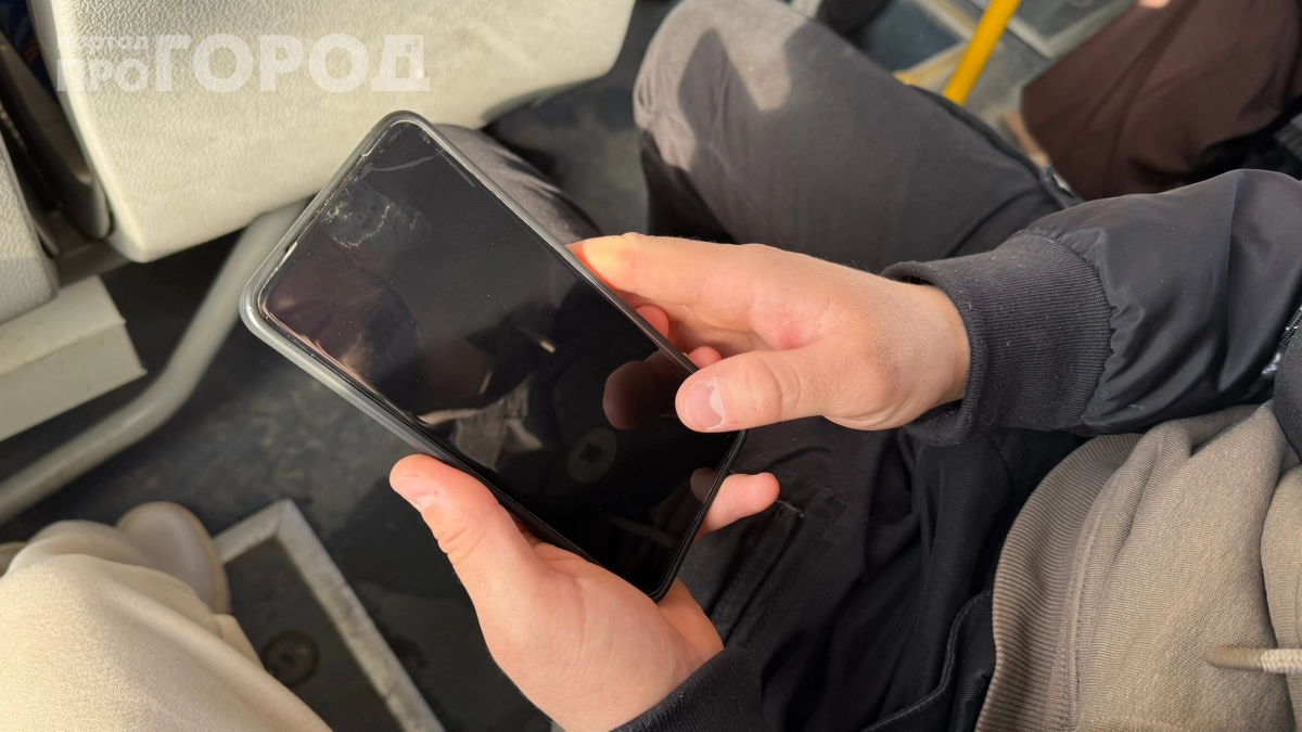 Перестаньте мучиться с тормозящим смартфоном: удалите эти три приложения и верните ему былую скорость работы