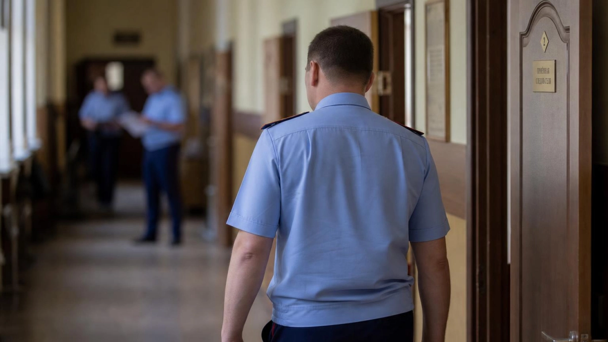 Главу отдела СК Ростова и двух подчиненных доставили на допрос в Москву