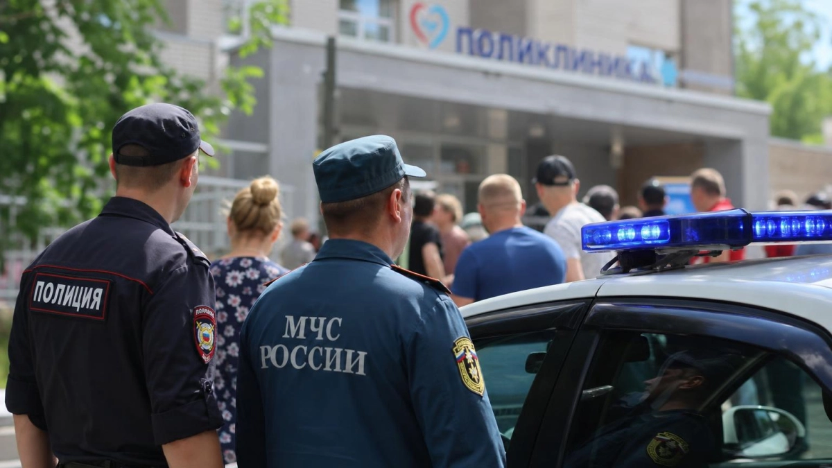 В Ростове-на-Дону эвакуировали две поликлиники после сообщений о минировании