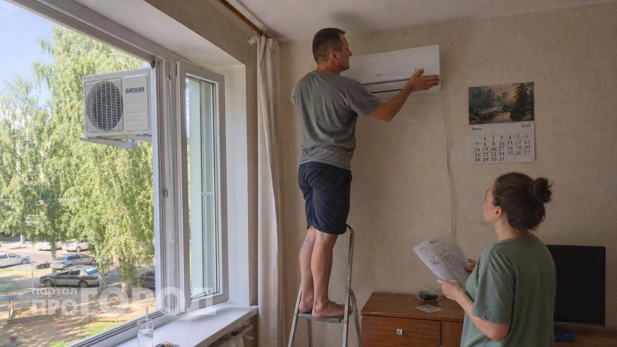 Хватит тратить лишнее электричество: мастер честно объяснил стоит ли открывать окна с включенным кондиционером