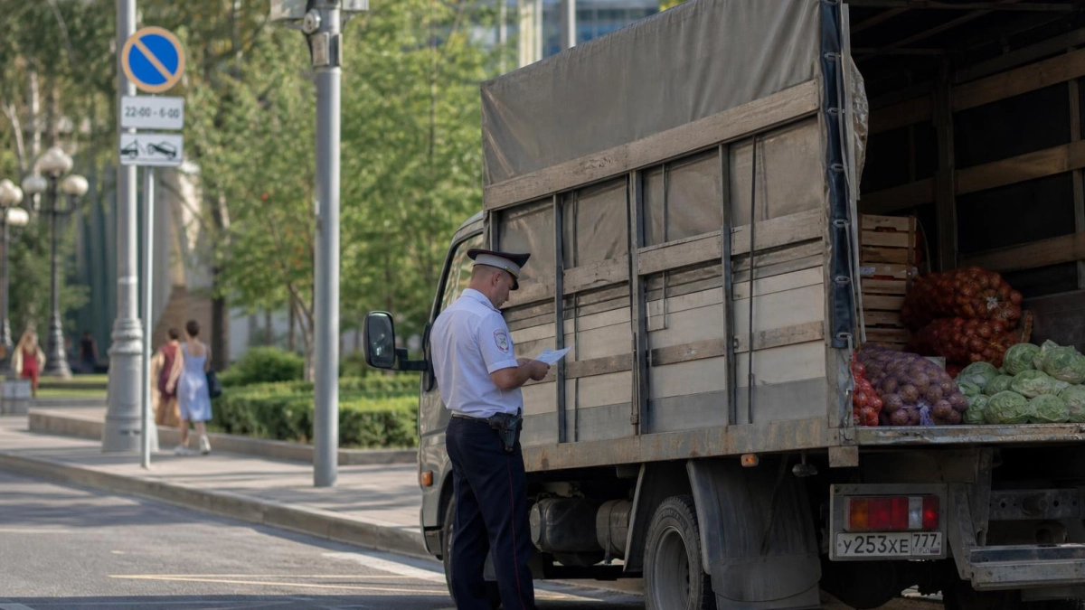 В Ростовской области усилят контроль за нелегальной торговлей с помощью 42 камер