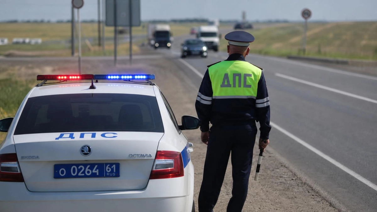 Под Семикаракорском в ДТП при развороте Daewoo пострадали трое человек