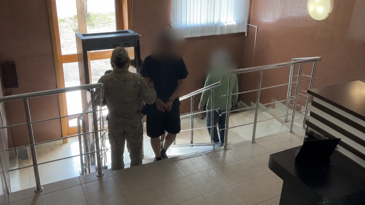 Ростовчанина задержали по делу о переводах запрещенной террористической организации