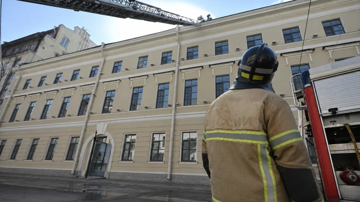 В Ростовской области за сутки потушили более 50 пожаров, погиб человек