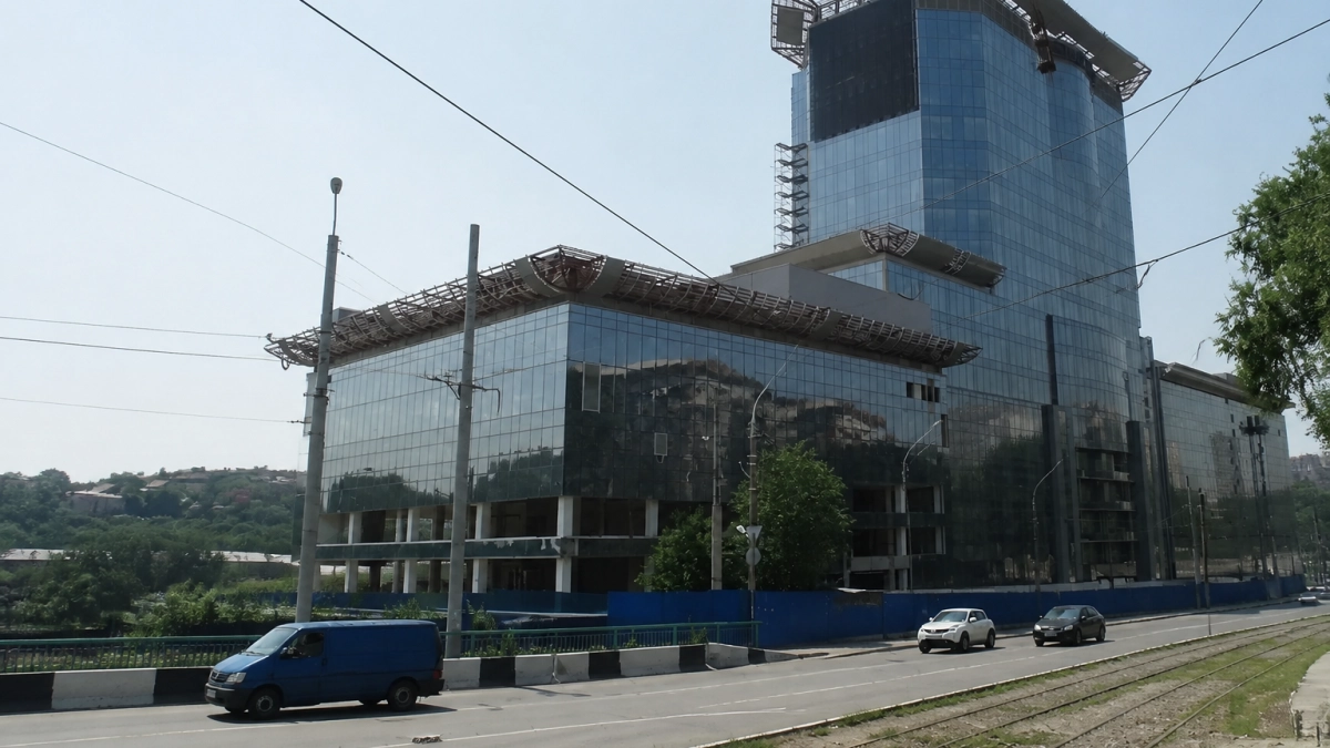 В Ростове снова не смогли продать недостроенный Sheraton на Сиверса