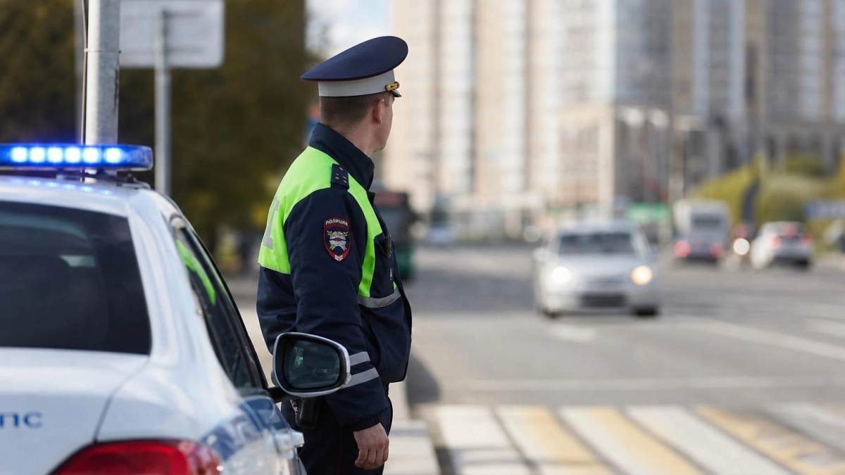 В Ростове 17-летняя девушка пострадала при наезде на переходе на Портовой