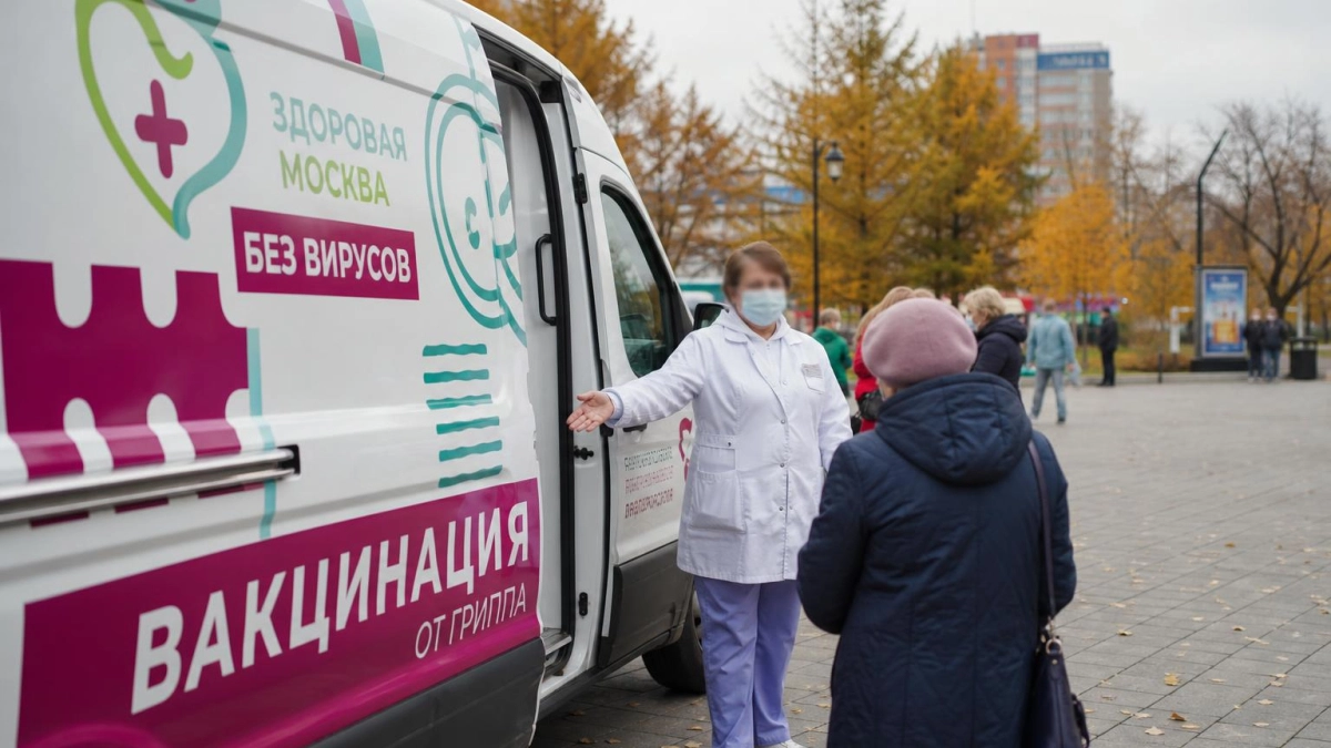 В Ростове мобильные пункты вакцинации от гриппа откроют в выходные по всему городу