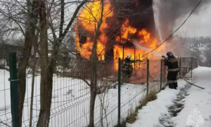 Битва за одну жизнь: 104 спасателя и 26 спецмашин МЧС ликвидировали пять пожаров в Ростовской области